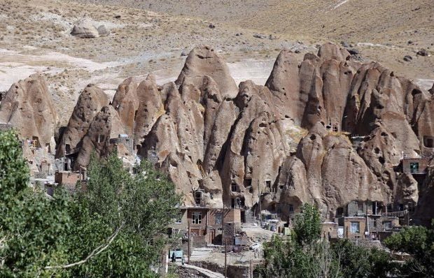 روستاهای شگفت‌انگیز آذربایجان‌شرقی/ از بام‌های ماسوله آذربایجان تا کله‌قندی‌های کندوان