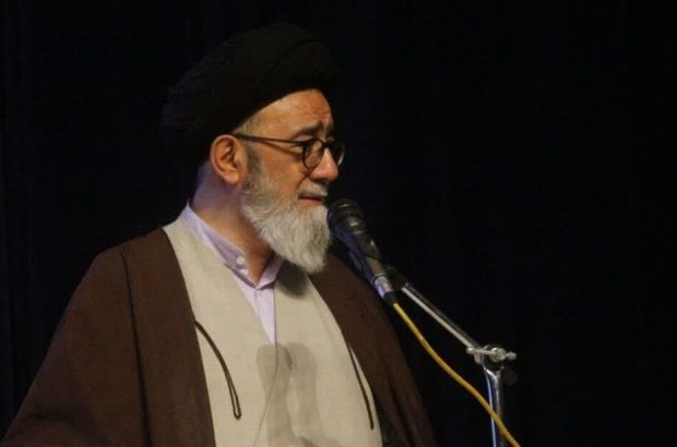 امام جمعه تبریز: امر به معروف و نهی از منکر مختص احوالات شخصی نیست