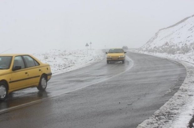 برف راه ۸۰۰ ‌روستای آذربایجان‌شرقی را مسدود کرد‌