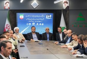 عملیات اجرایی ۲ نیروگاه خورشیدی در منطقه آزاد ارس آغاز شد