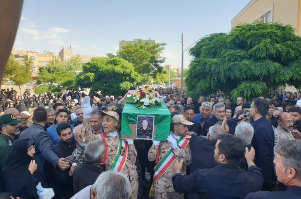 تشییع پر شکوه پیکر شهید مدافع وطن در خواجه