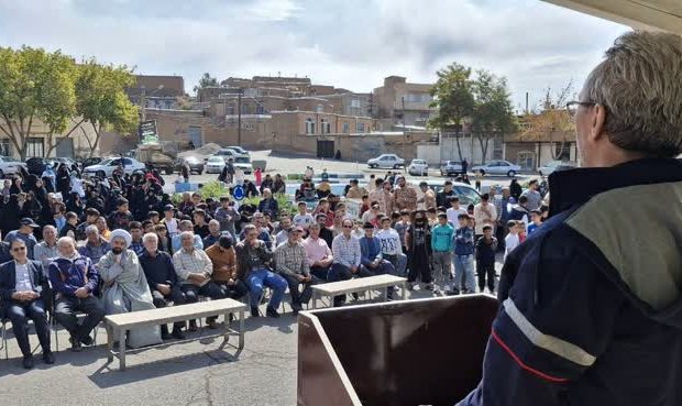 برگزاری همایش پیاده‌روی خانوادگی در خواجه