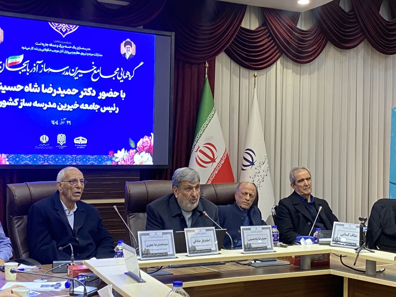 رئیس جامعه خیرین مدرسهساز: بیتوجهی باعث شده مدارس نوساز در ۱۰ سال کلنگی شوند رئیس جامعه خیرین مدرسهساز: بیتوجهی باعث شده مدارس نوساز در ۱۰ سال کلنگی شوند