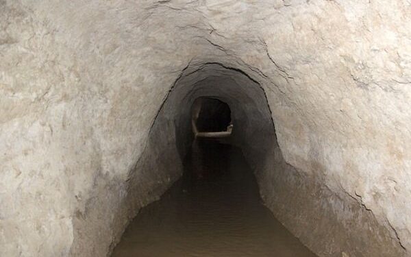 شریان های حیاتی در پیکره آذربایجان: قناتها جان دوباره میگیرند شریان های حیاتی در پیکره آذربایجان: قناتها جان دوباره میگیرند