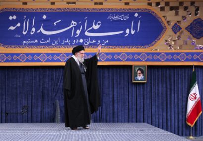 مقام معظم رهبری: ما با معترض حرف می‌زنیم اما اغتشاشگر را باید سرجایش نشاند